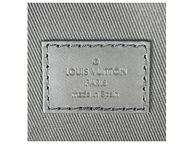 Louis Vuitton Discovery Backpack Brown - view 9