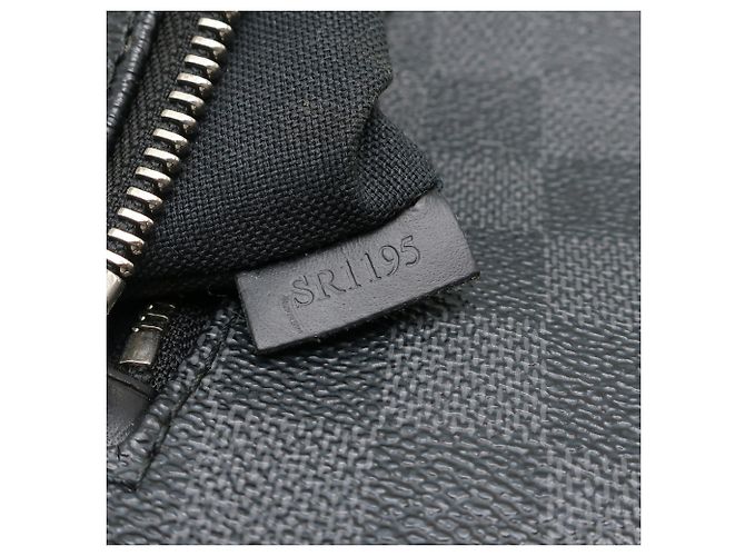 Borsa a tracolla Louis Vuitton Damier Graphite Mick PM Nero Damier ebene - vista 20