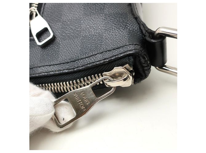 Borsa a tracolla Louis Vuitton Damier Graphite Mick PM Nero Damier ebene - vista 9
