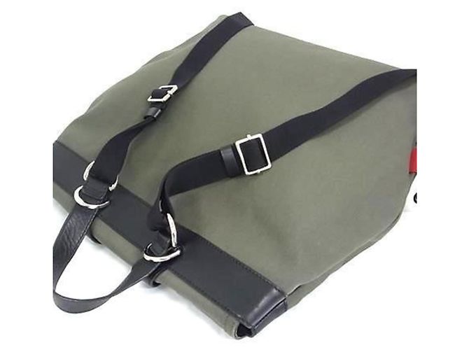 Zaino Valentino Garavani V-Punk Style Nero Verde Cachi - vista 3