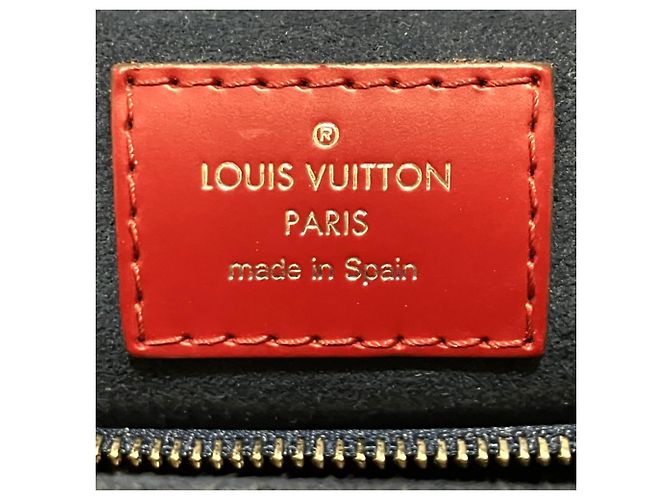 Borsa Louis Vuitton Grenelle PM Rosso - vista 4