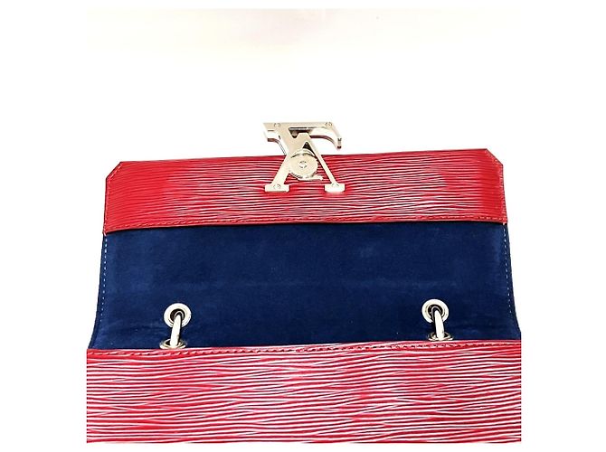 Borsa Louis Vuitton Grenelle PM Rosso - vista 6