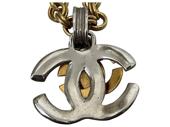 Collana Chanel Triple Coco Mark - vista 3