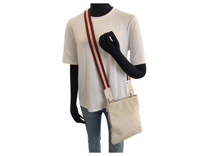 Bally Messenger-Tasche aus perforiertem Leder Weiß Roh - Ansicht 7
