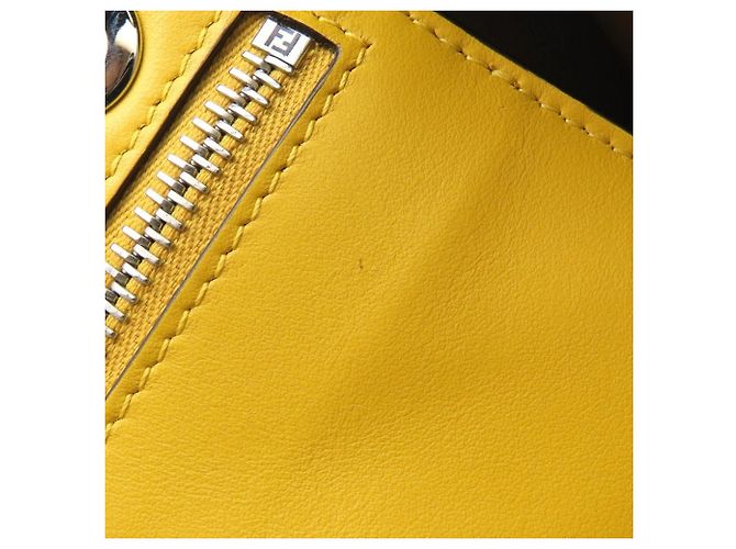 Borsa a tracolla 2-Way Fendi Peekaboo X-LITE Small Giallo Marrone scuro - vista 13