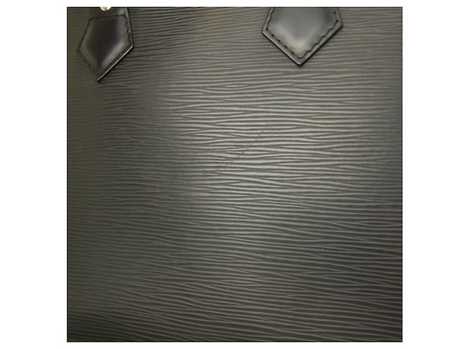 Bolsa Louis Vuitton Epi Alma PM Preto - vista 10