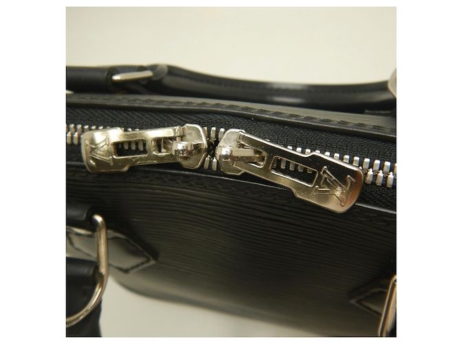 Bolsa Louis Vuitton Epi Alma PM Preto - vista 13