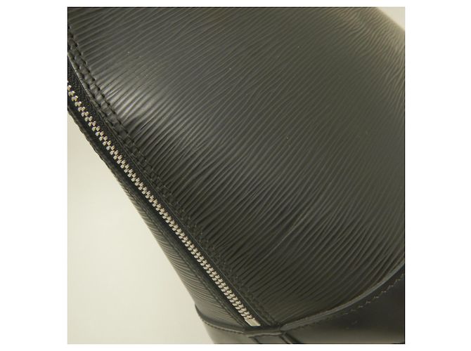Bolsa Louis Vuitton Epi Alma PM Preto - vista 8