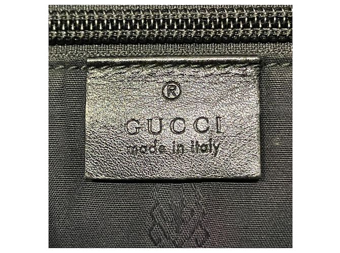 Bolsa de Ombro Gucci GG Estampada Preto - vista 4