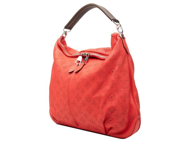 Borsa Tote Louis Vuitton Monogram Mahina Selene MM Rosso Monogramma - vista 2