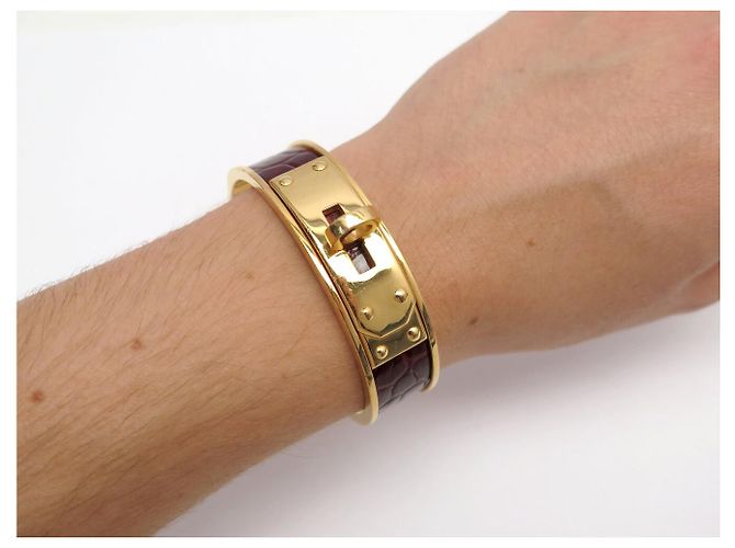 Hermès BRACCIALE HERMES KELLY APERTO PLACCATO ORO & PELLE DI COCCODRILLO MISURA 15.5CM BANGLE D'oro - vista 6