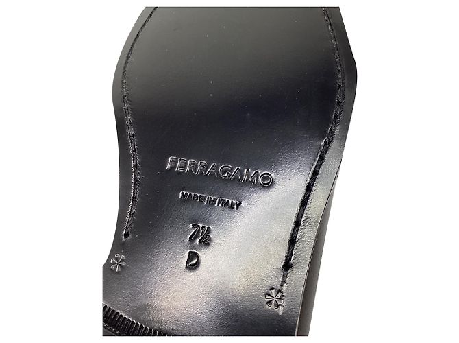 Salvatore Ferragamo Sapatos Oxford de atacadores Ferragamo Angiolo em pele preta Preto - vista 8