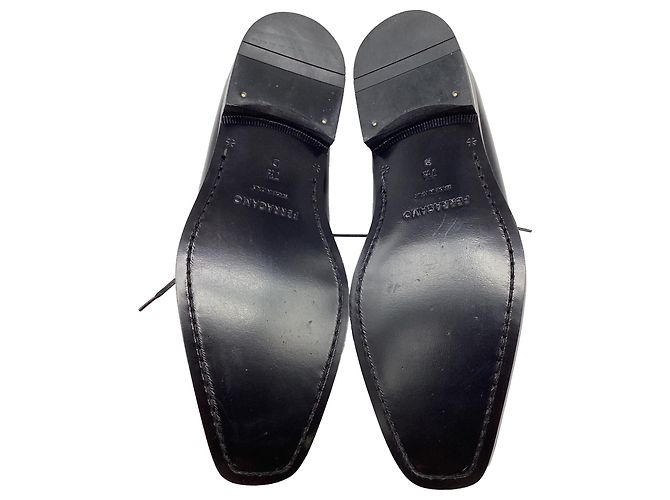 Salvatore Ferragamo Sapatos Oxford de atacadores Ferragamo Angiolo em pele preta Preto - vista 9