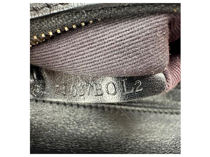Valentino Garavani Rockstud Tote Bag Medium aus schwarzem Leder - Ansicht 17