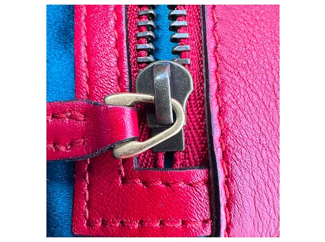 Bolsa de Ombro Gucci GG Marmont Pequena em Veludo Vermelho - vista 10