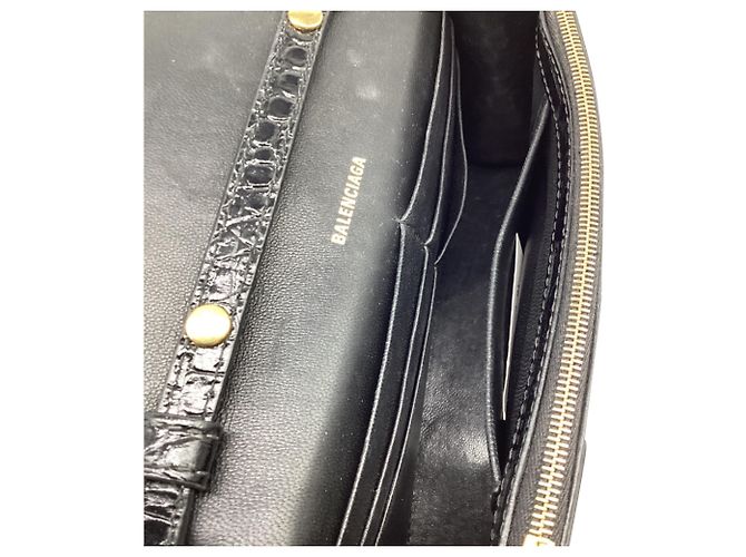Day Borsa con catena Balenciaga in pelle nera effetto coccodrillo Nero - vista 13