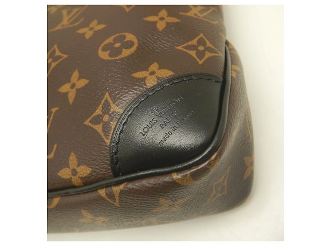 Borsa a tracolla Louis Vuitton Monogram Odeon NM PM Marrone - vista 20