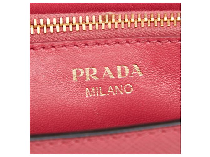 Saffiano Borsa a tracolla Prada con placca logo triangolo e catena porta carte Rosa - vista 10