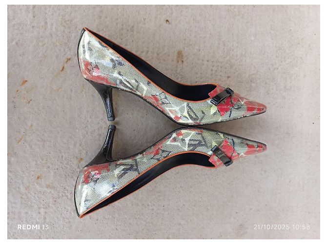 Louis Vuitton Monogram Lackleder Pumps Mehrfarben - Ansicht 10