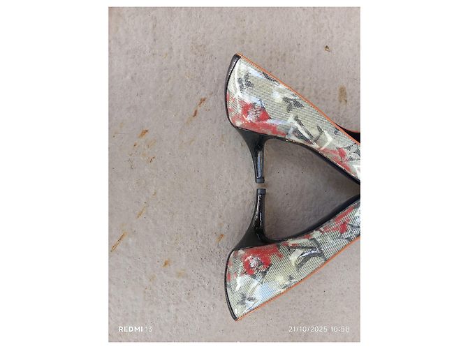 Louis Vuitton Monogram Lackleder Pumps Mehrfarben - Ansicht 12