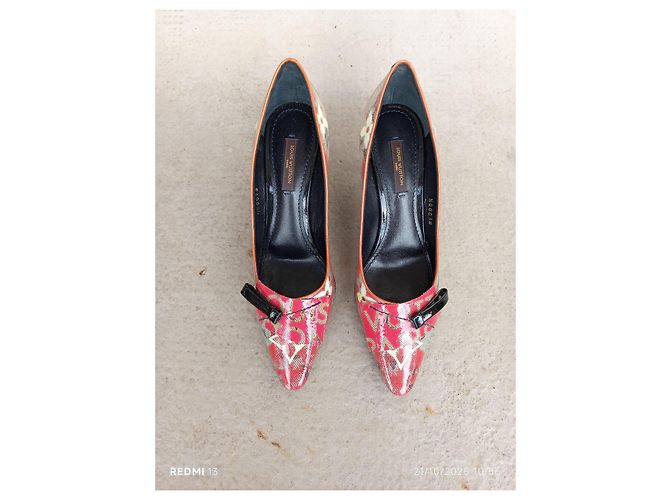 Louis Vuitton Monogram Lackleder Pumps Mehrfarben - Ansicht 2