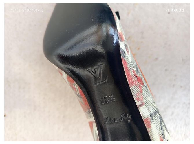 Louis Vuitton Monogram Lackleder Pumps Mehrfarben - Ansicht 7