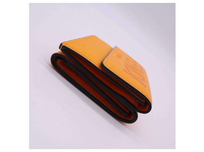 Cartera Micro Tri-fold Fendi en piel de becerro naranja - vista 6
