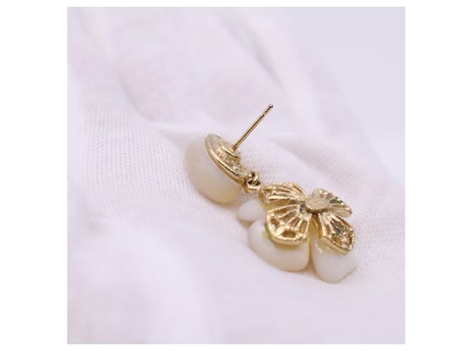 Pendientes Chanel Camellia Shell Flower Swing Blanco Dorado - vista 10