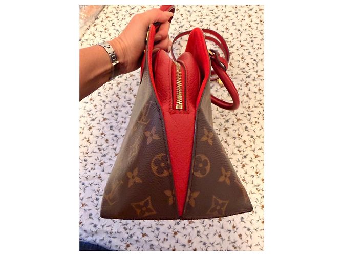 Louis Vuitton Alma BB Monogram Bolso de Hombro Castaño - vista 5