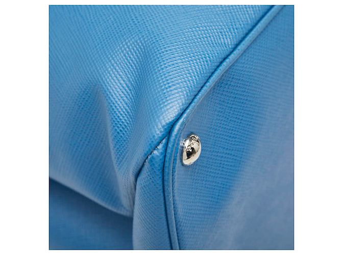 Sac à main cabas Prada avec plaque logo triangle Bleu - vue 7