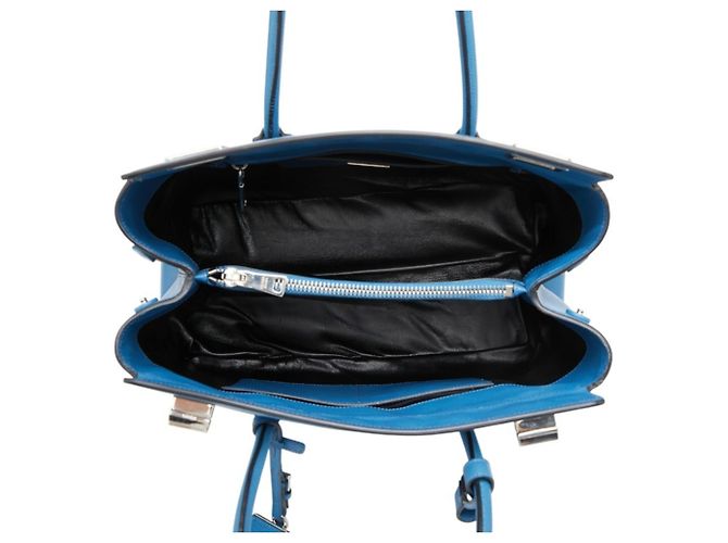 Sac à main cabas Prada avec plaque logo triangle Bleu - vue 9