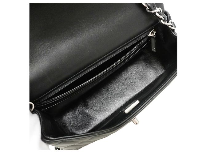 Chanel Mini Matelassé Schultertasche mit Kette Schwarz - Ansicht 4