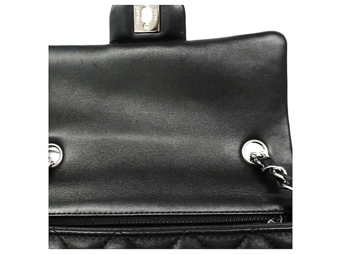 Chanel Mini Matelassé Schultertasche mit Kette Schwarz - Ansicht 7
