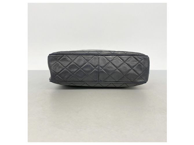 Borsa a tracolla Chanel Matelassé Nero - vista 3