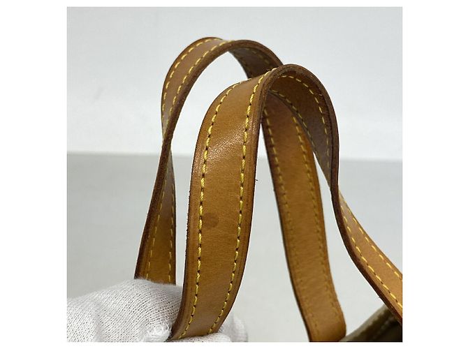 Bolsa Louis Vuitton Vernis Lead PM Bege - vista 8