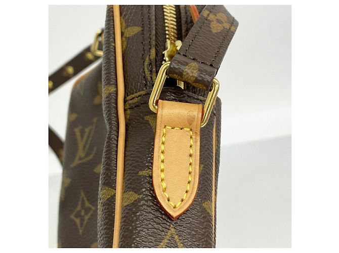 Bolso de hombro Louis Vuitton Monogram Game On Panam Set Castaño Roja - vista 8
