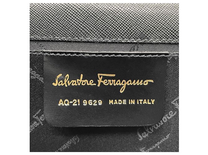 Borsa a tracolla con catena in pelle goffrata Gancini Salvatore Ferragamo Marrone Nero - vista 8