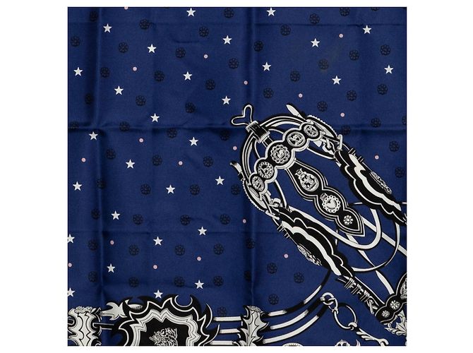 Silk In Hermès Foulard Bandana Hermes Carre 55 Brides et Déstaing Blu navy - vista 3