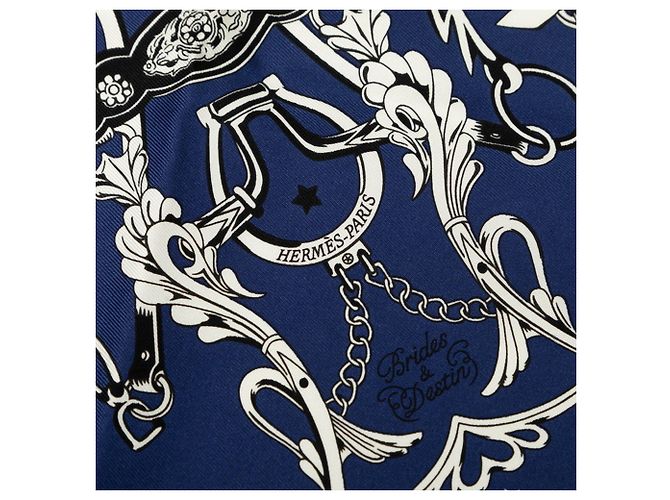 Silk In Hermès Foulard Bandana Hermes Carre 55 Brides et Déstaing Blu navy - vista 7