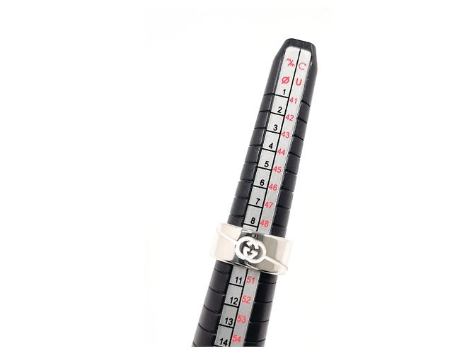 Anillo Gucci Diagonal Interlocking G Plata - vista 5