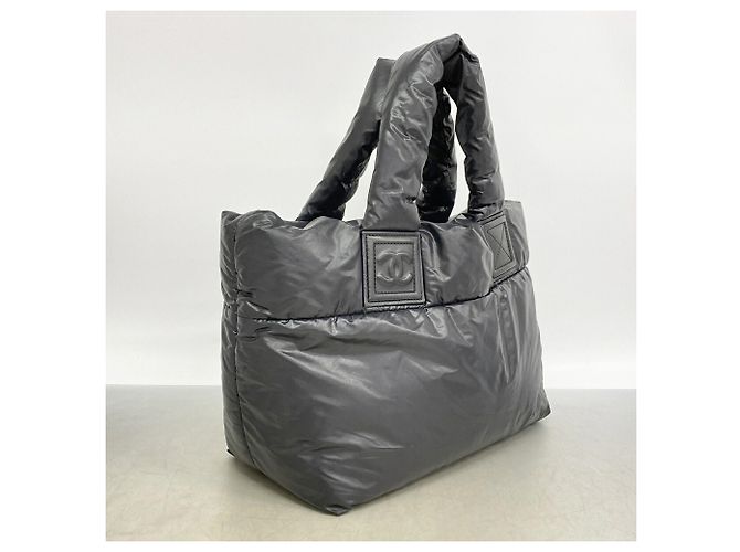Bolso Tote Chanel Coco Cocoon de nailon negro - vista 2