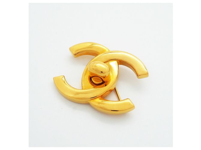 Broche Chanel chapado en oro Dorado - vista 2