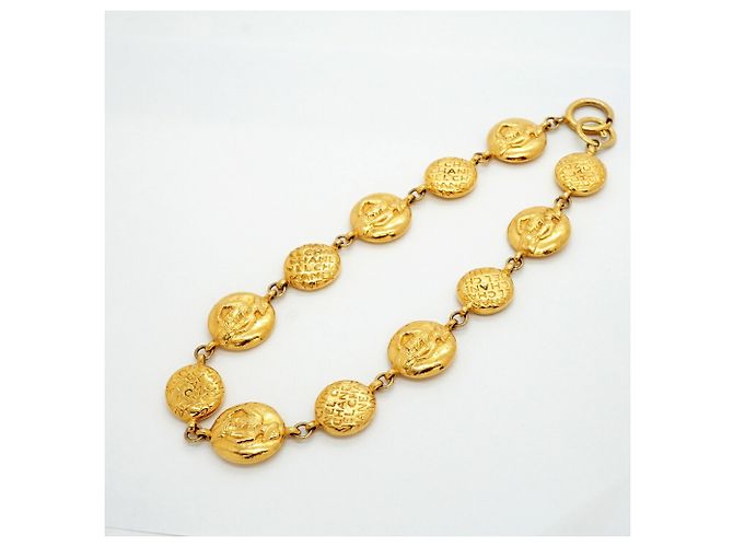 Collar Círculo Chanel Mademoiselle Dorado - vista 3