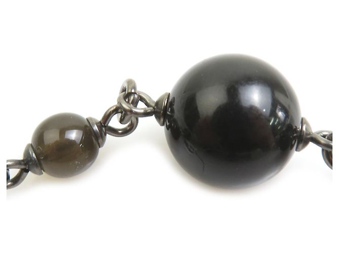 Pulseira com pingentes Chanel Preto Branco Metálico - vista 3