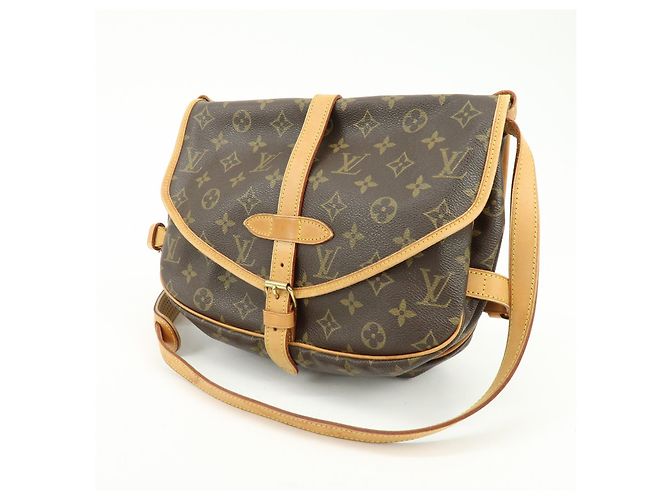 Louis Vuitton Saumur Monogram Canvas 30 Marron - vue 3
