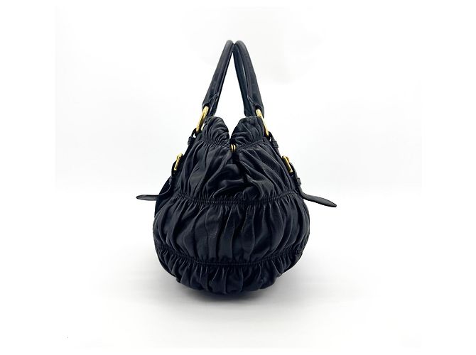 Prada Gaufre Convertible Satchel aus Leder und Tessuto Medium Schwarz - Ansicht 5