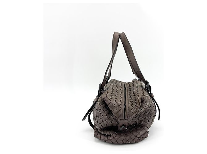 Bottega Veneta Montaigne Handle Intrecciato Nappa Medium Marrone - vista 5