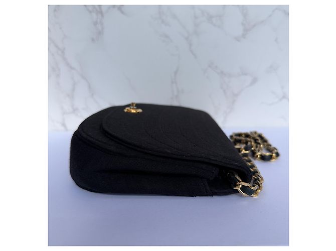 Timeless Chanel vintage half moon flap schwarzer Stoff - Ansicht 6