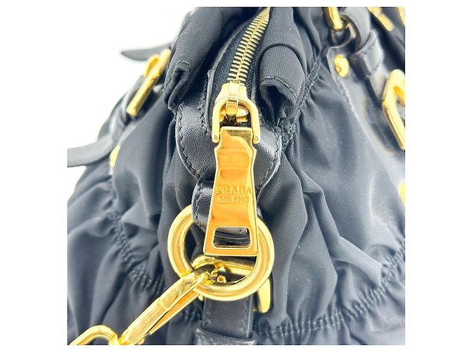 Prada Gaufre Nappa Leather Large Schwarz - Ansicht 5