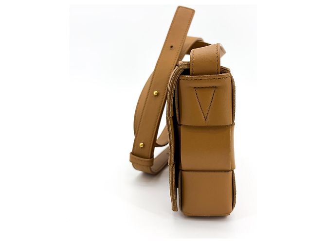 Bottega Veneta Cassette Zip Maxi Intrecciato in tela webbed Marrone - vista 4
